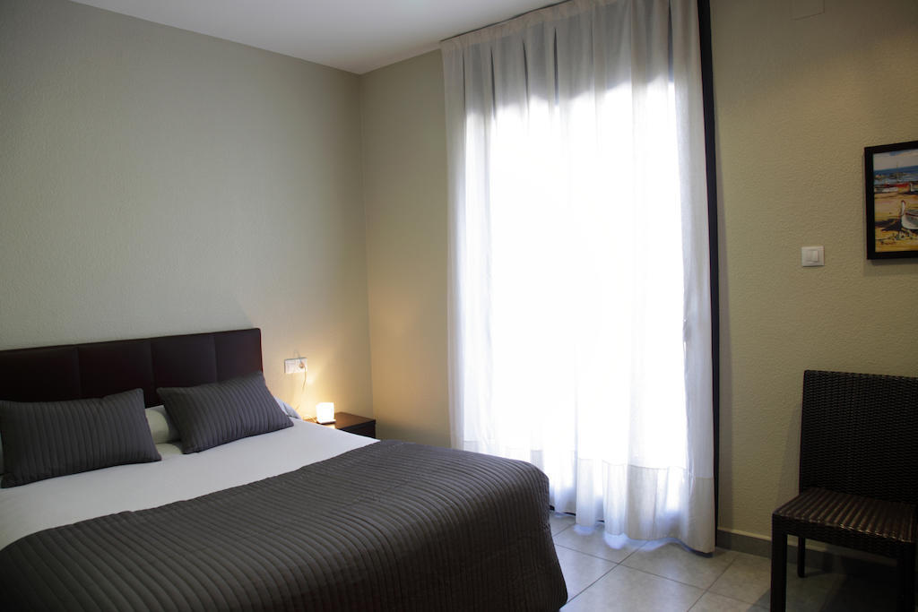 Hostal Portofino Arenys de Mar Room photo